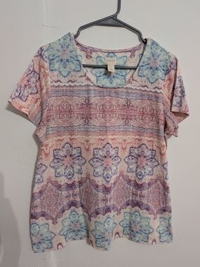Chico's Short Sleeve Tee in Pastel Blue, Pink & Cream Medallion Print